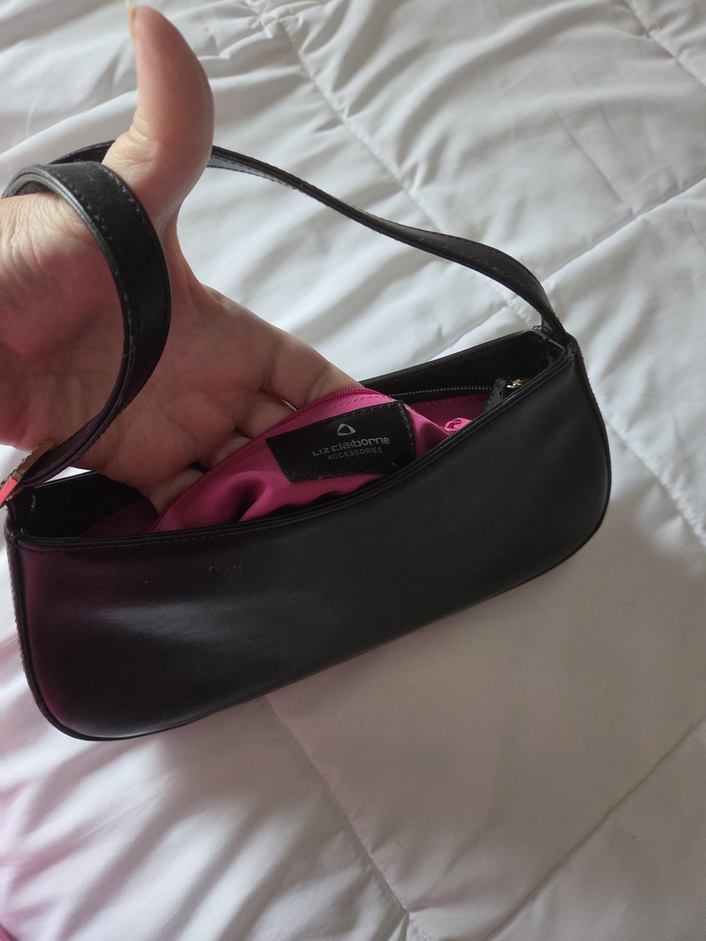 Liz Claiborne Black Mini Shoulder Bag - Picture 3 of 8